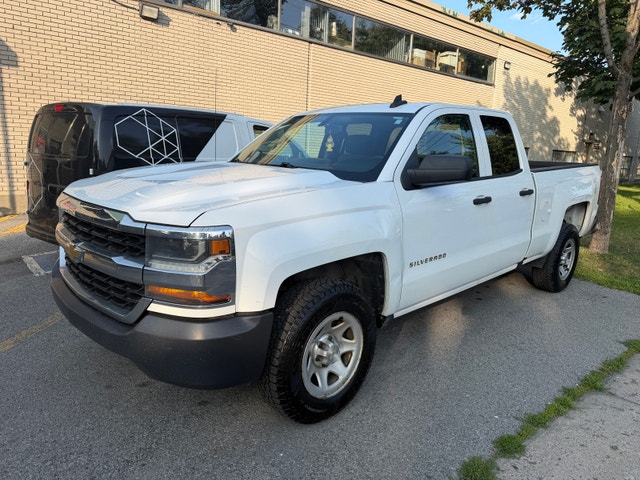 2017 Chevrolet Silverado 1500 — photo 2