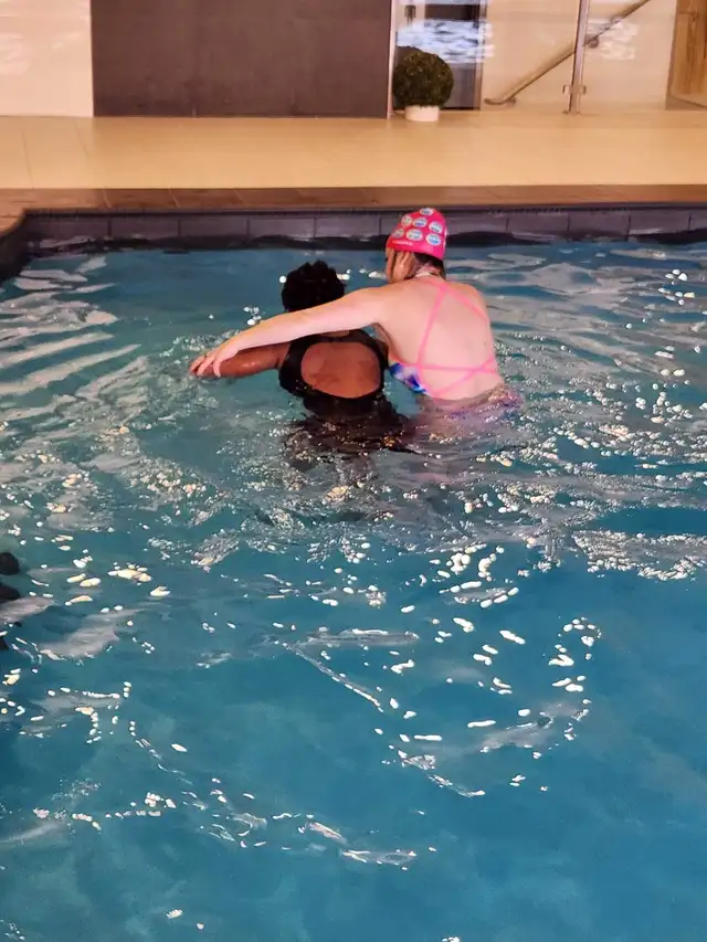 Swimming Lessons584200296890388482