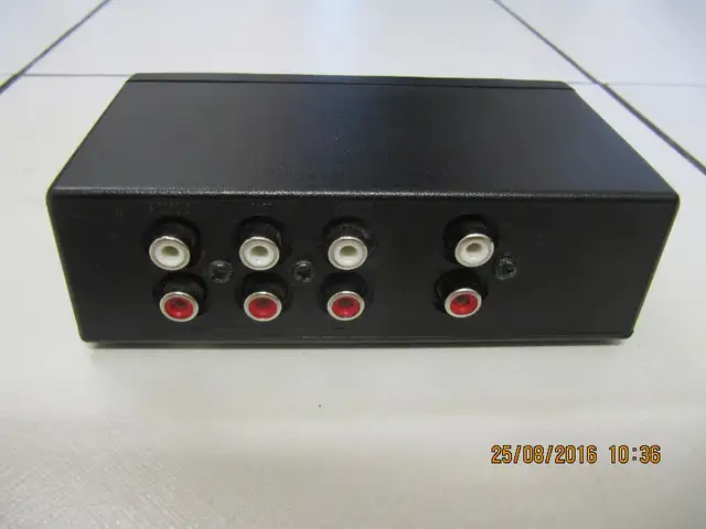 Vintage Radio Shack Model 42-2112 Stereo Audio Source Selector in Other in Mississauga / Peel Region - Image 3