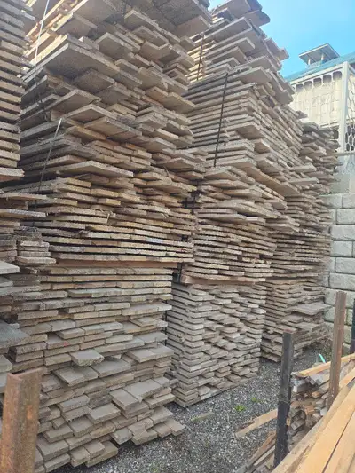 Soft Maple wormy maple. Air drying for almost a year now. Priced to sell. Send your offer. Asking 80...