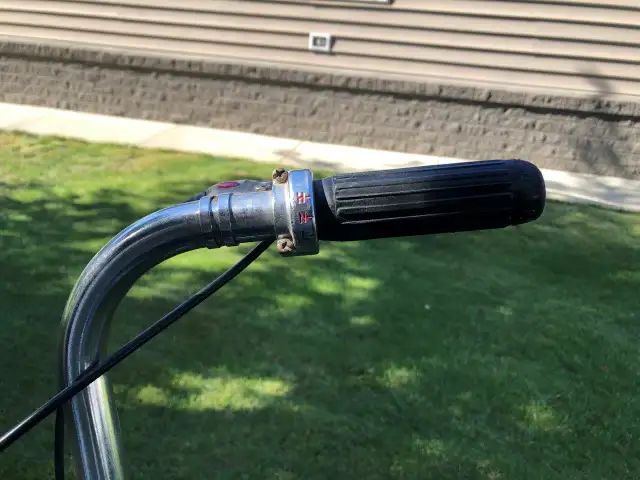 Vintage Banana Seat Bike - Skyline in Kids in Edmonton - Image 7