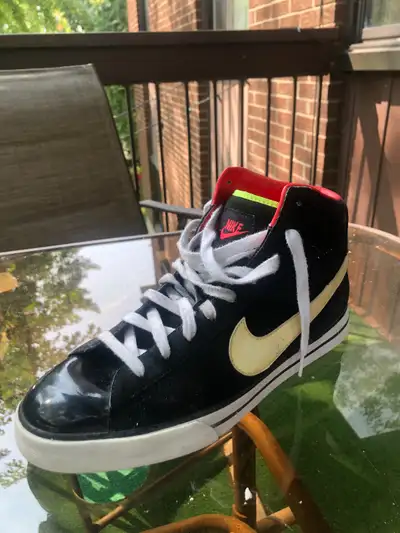 NIKE SPORT SHOES, View more