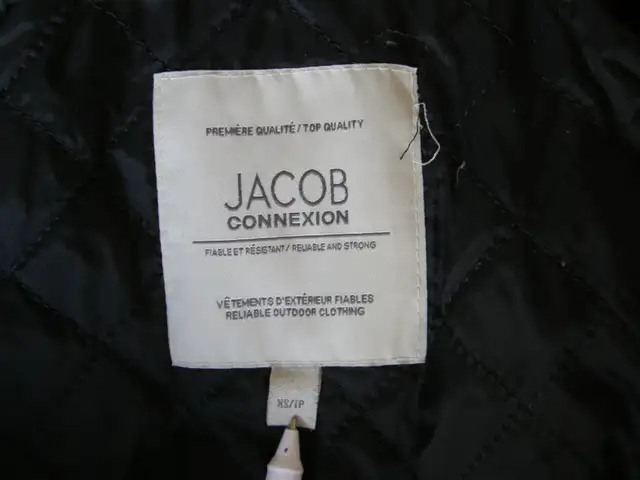 Woman light and winter jacket XS in Women's - Tops & Outerwear in Markham / York Region - Image 10