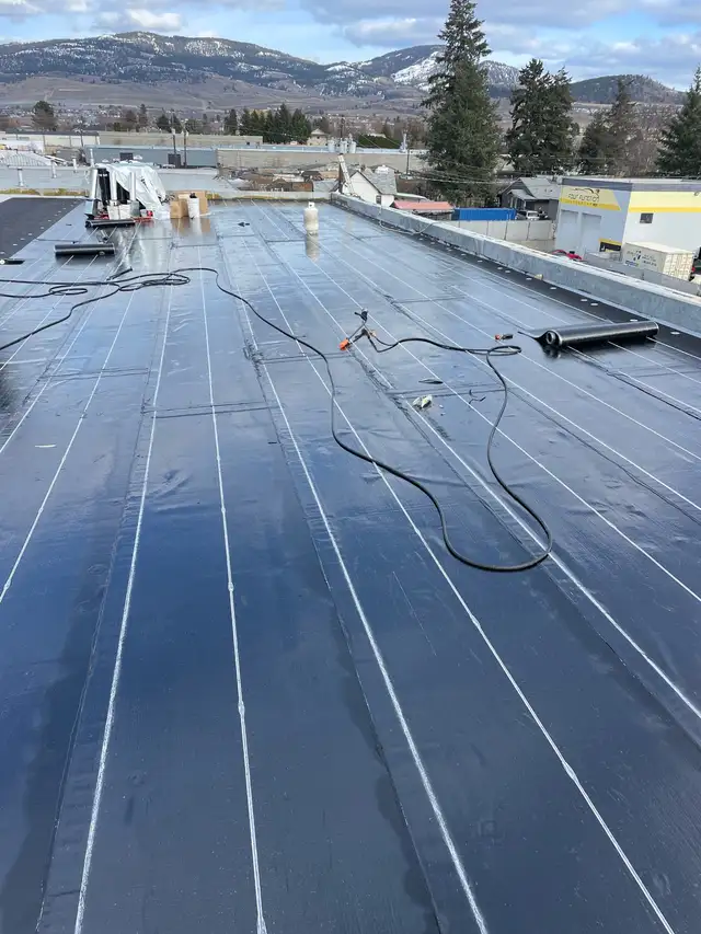 Need any kind of roofing done contact us62863713491714121