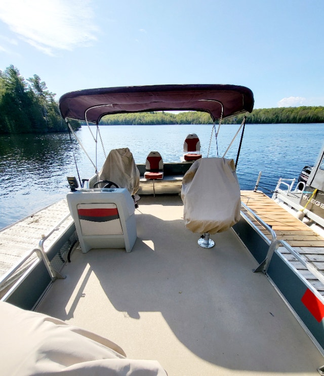 20ft Sun Tracker Pontoon Powerboats & Motorboats Kingston Kijiji