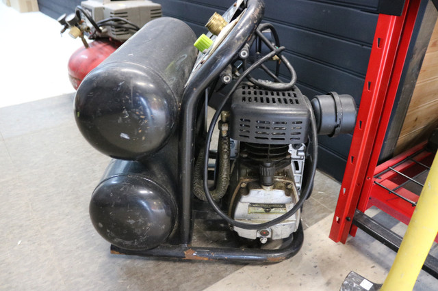 King Canada 5 Gallon Twin Air Compressor | FA-4588C (#36968) in Power Tools in City of Halifax - Image 2