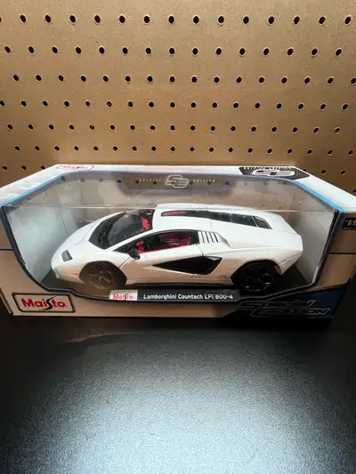 All BNIB 1/18 scale diecast cars. $30 each or 2 for $50. Pick up in Port Colborne or can ship at buy...