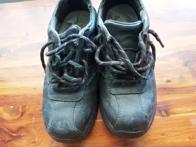 Used ROYER Steel-Toes Work Shoes. Men 7 1/2. Laces Incl., View more