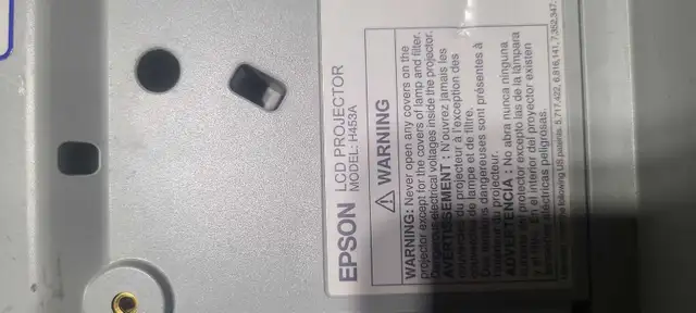 epson powerlite 97h projector in General Electronics in Mississauga / Peel Region - Image 6