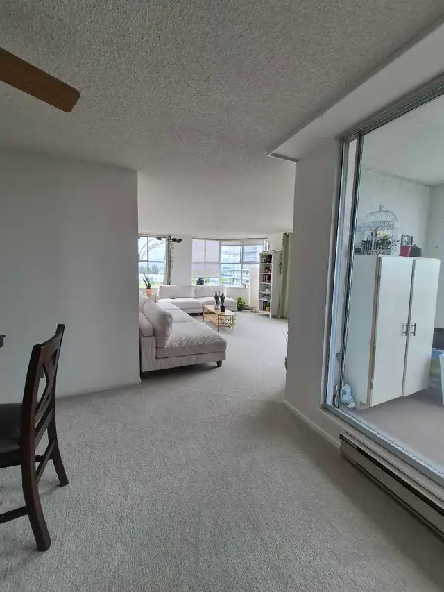 Private Room + Bathroom in Spacious 2 Bed/2 Bath Condo in Room Rentals & Roommates in Delta/Surrey/Langley - Image 10