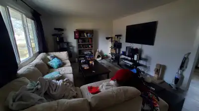 Bedroom is available March 1st, located in Glenbrook near 45th St Utilities and wifi included Shared...