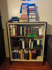 Various English and French Bibles and Christian book for sale