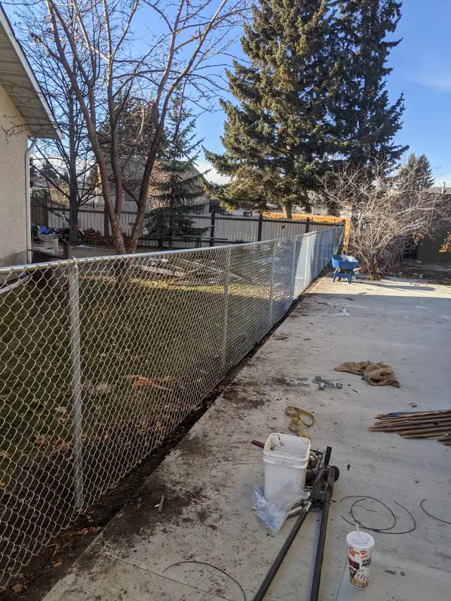 Edmonton Fence in Fence, Deck, Railing & Siding in Edmonton - Image 6