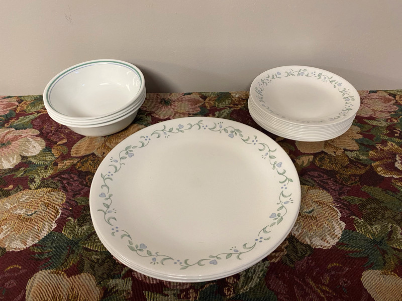 Corelle country cottage for sale  