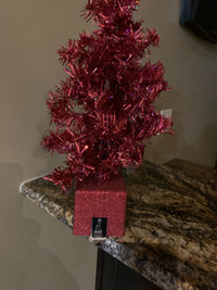 Lighted tinsel tree stocking hanger 