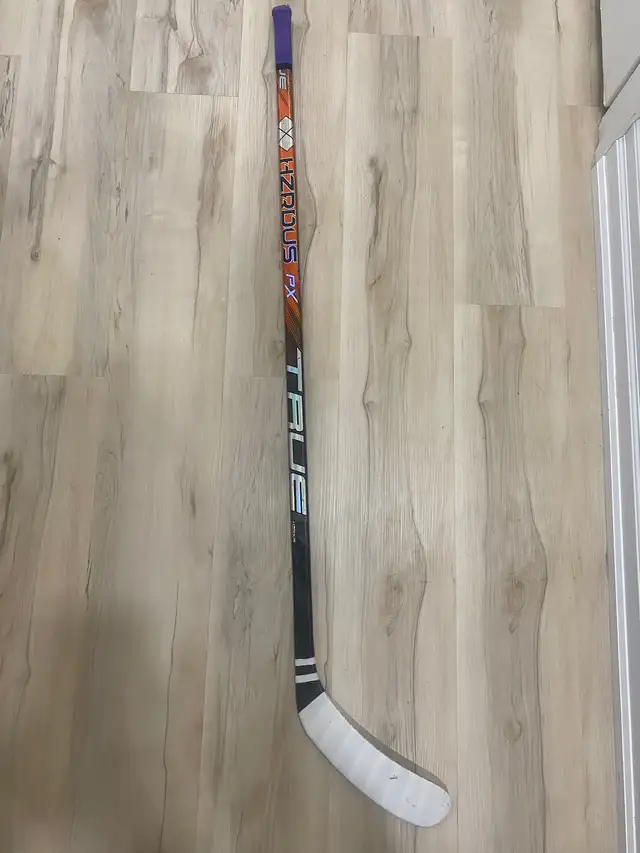 TRUE HZRDUS PX Junior Hockey Stick  20 Flex Right in Hockey in Mississauga / Peel Region - Image 2