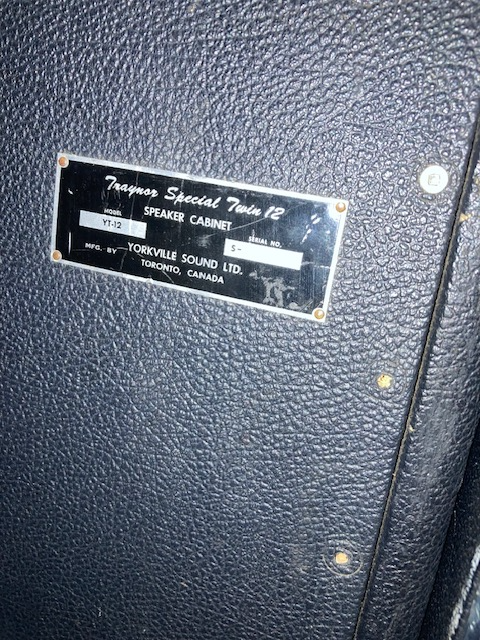 Traynor PA Amp (200 Watts) & Speaker (2X12) Cabinet in Amps & Pedals in Edmonton - Image 8