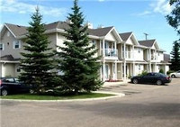 Sutherland 1 Bedroom + Den, Spacious & Quiet Condo