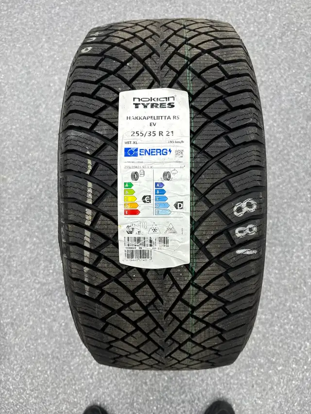 255/35R21 Nokian Hakkapelita R5 BRAND NEW TIRES! in Tires & Rims in City of Toronto - Image 3