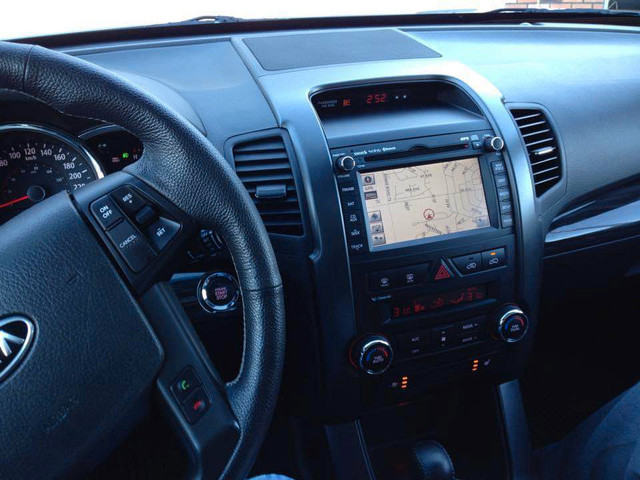 2012 Kia Sorrento EX LUX in Cars & Trucks in St. Albert - Image 3