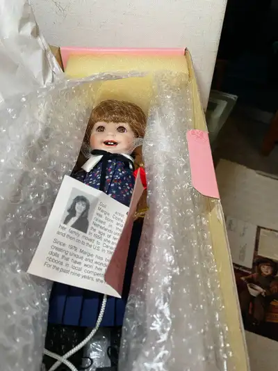 MARGIE COSTA DOLL By DESIGN DEBUT #974 Of 5,000 Made, View more
