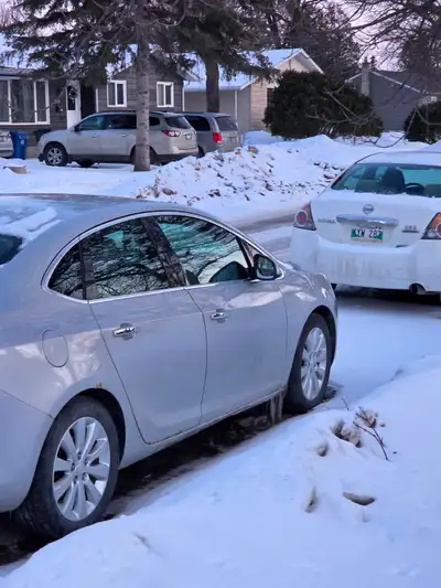 Saftied verano. Kms are aprox. Good running condition. Selling because i bought a new truck. Has blu...