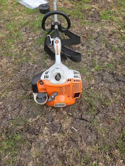 Comes with brush blade and grass cutter