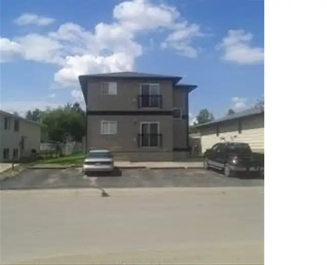 Furnished newer 2 bedroom apartment in Fox Creek AB