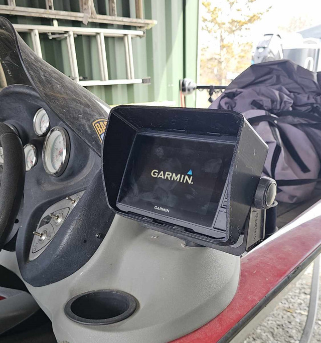 Garmin GPS/fish finder visor(s) in Fishing, Camping & Outdoors in Trenton - Image 3