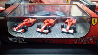 Hot Wheels-1:43 Ferrari 2000 to 2002 M. Schumacher - 3 Car Set