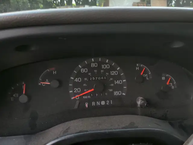 1998 Ford E350 Cube Van545693709360189445