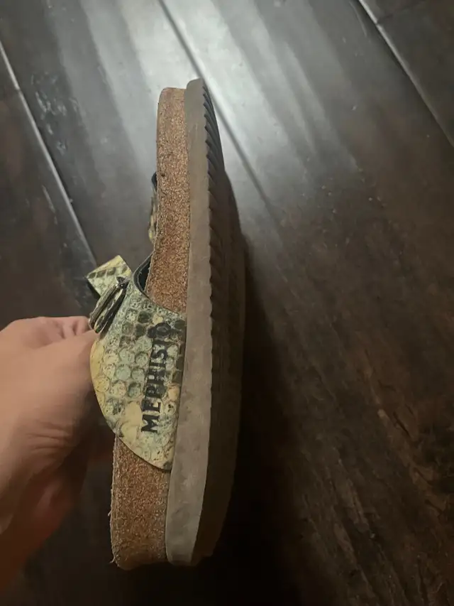 Mephisto Womens Sandals Size 6 in Women's - Shoes in Guelph - Image 3