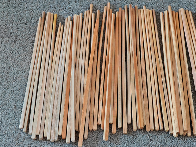 Wooden Chopsticks - 54 Pairs - 9.5" to 10" in Industrial Kitchen Supplies in Calgary - Image 2