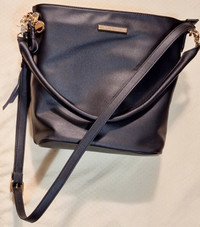 Poppy & Peonies Crossbody Handbag (13 x 11 x 5 inch)