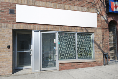 COMMERCIAL RETAIL STORE FOR LEASE 1908 GERRARD STREET EAST UNIT B TORONTO, ONTARIO M4L 2C1 FEATURES:...