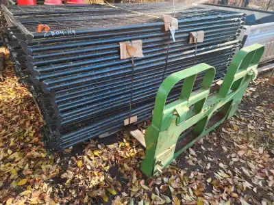 Metal temporary fencing, four livestock 80" wide x 52" tall Screen is 45" 24 panels available