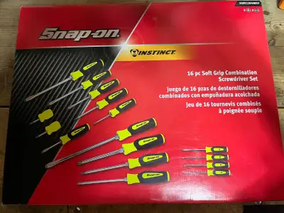 Snap-on 16-Piece Soft Grip Instinct Screwdriver Set, View more
