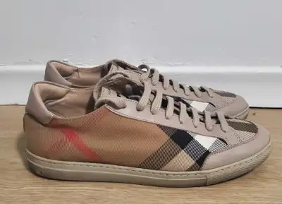 Burberry Sneakers 37eu womens Authentic with Pouch, View more