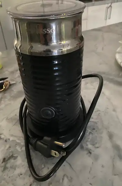 Nespresso Aerrocino milk frother, View more