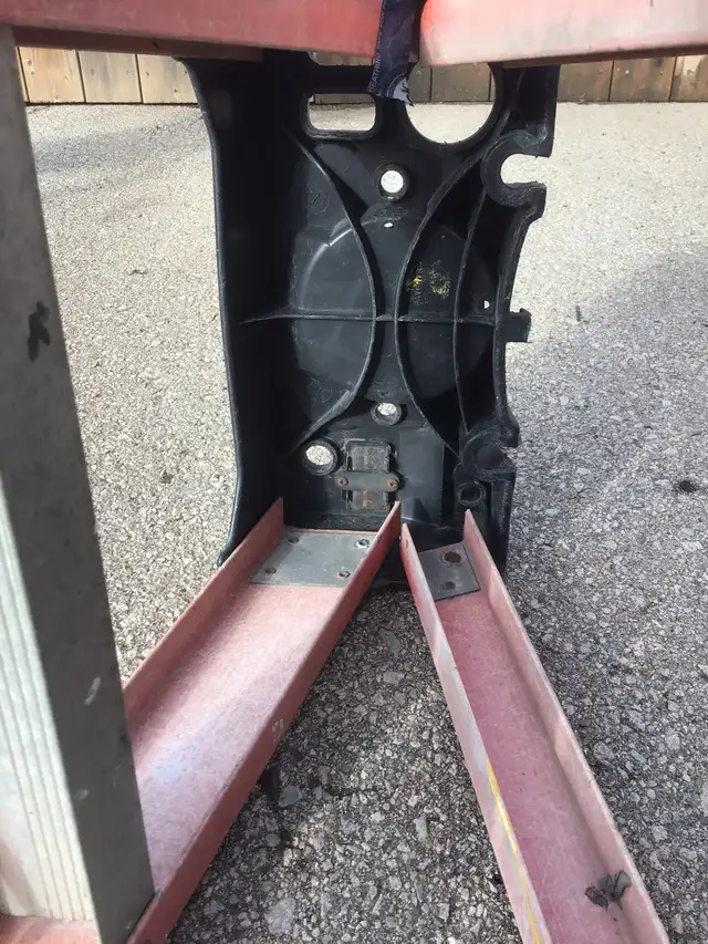 ELECT STEP LADDER FIBRGL 6' TYPE IA CSA WERNER in Ladders & Scaffolding in Oakville / Halton Region - Image 9
