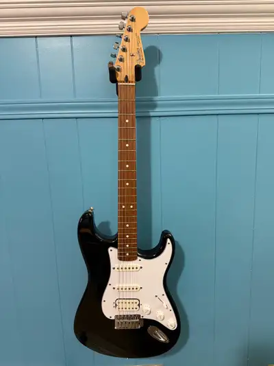Fender Stratocaster, View more