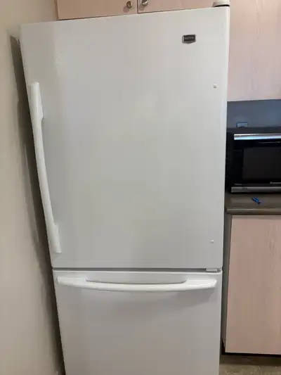 Maytag white fridge and bottom freezer