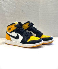 NIKE Air Jordan TAXI - LIKE NEW - Youth 5 - $ 70 FIRM PRICE