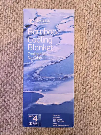 NEW lightweight cooling blanket (queen size), View more