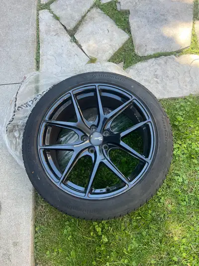 235/45R19 95H MOE, Continental ProContact GX SSR for Mercedes Selling all 4 tires and black rims for...