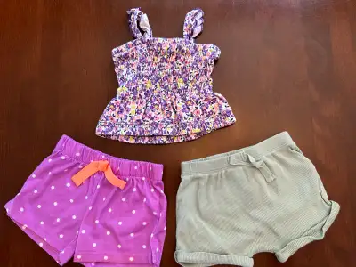 12 months Girl’s shorts & tank top - $3 for all - baby gap, Carter’s, peanut buttons. See other ads....
