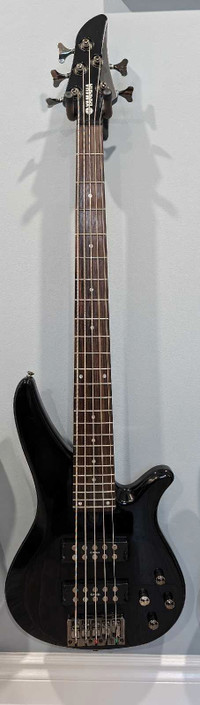 Yamaha RBX375 5-string bass guitar -black