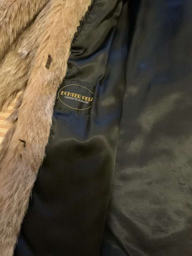 Fur coat in Women's - Tops & Outerwear in Ottawa - Image 4