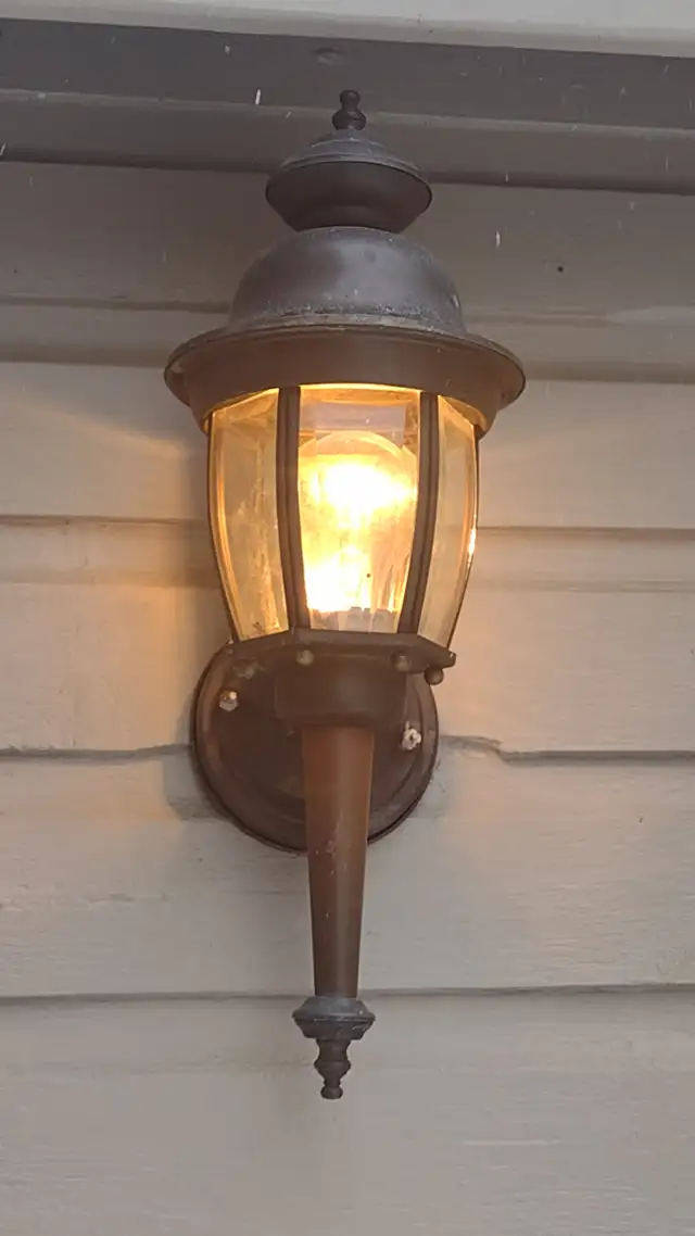 Carriage Lights in Outdoor Lighting in City of Toronto - Image 4