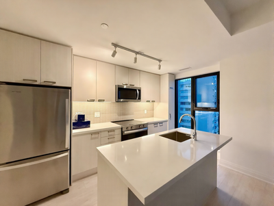 Brand New 2 beds + 2 baths condo Apartment; Never live in. 1. Including One parking and One Locker 2...